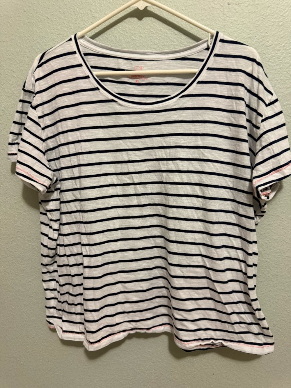 Vineyard Vines Women’s XL Navy & White Striped Surftee
